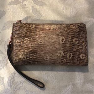 Leather Michael Kors smartphone wallet